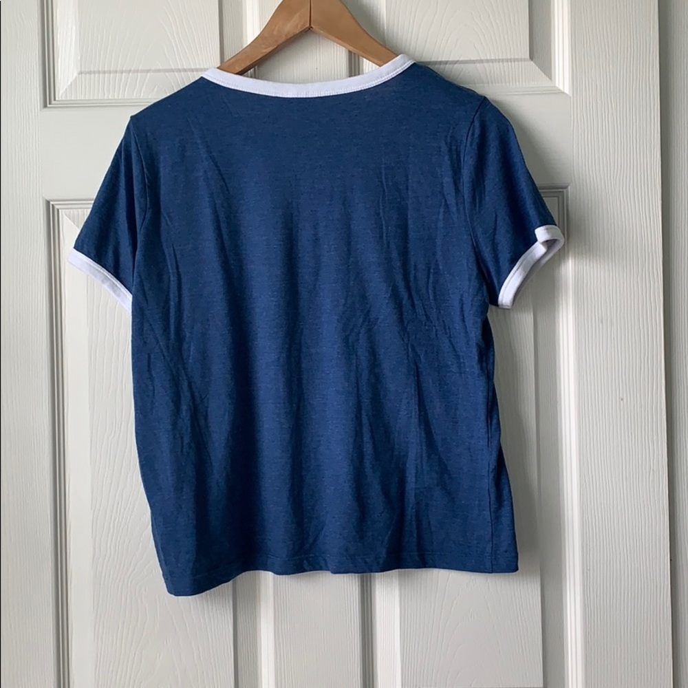 H&M Divided Basic Tee - Picture 2 of 5